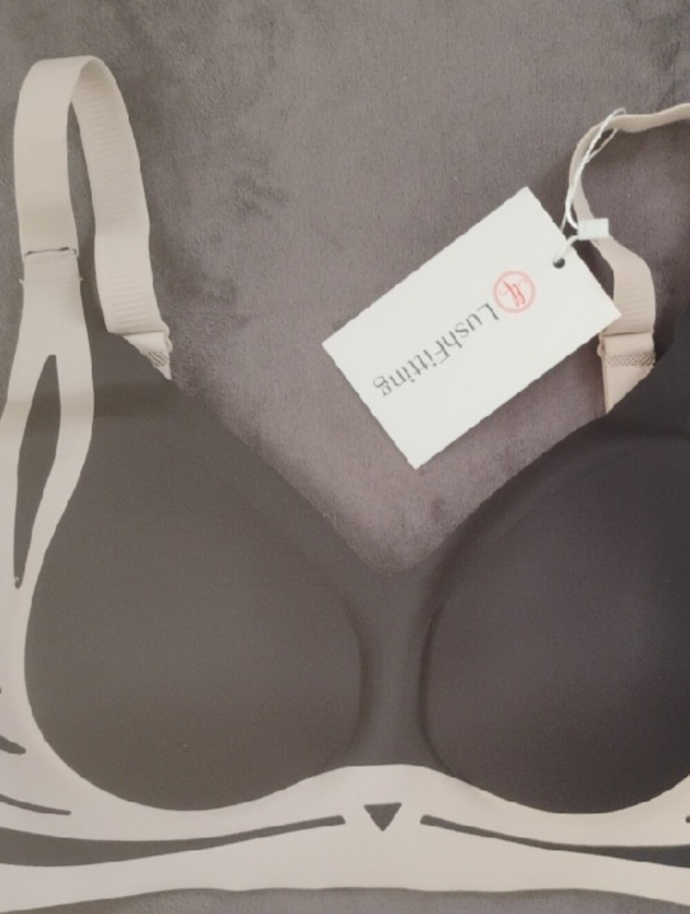 Light Taupe & Black Smooth Molded T-Shirt Bra